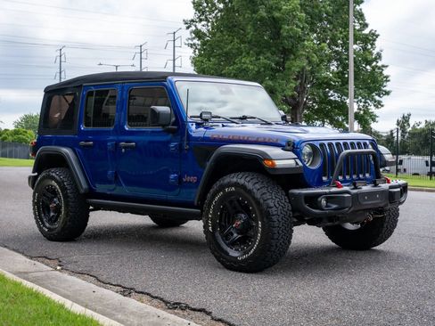 Used 2019 Jeep Wrangler Unlimited Rubicon w/ Dual Top Group AWD/4WD image 4