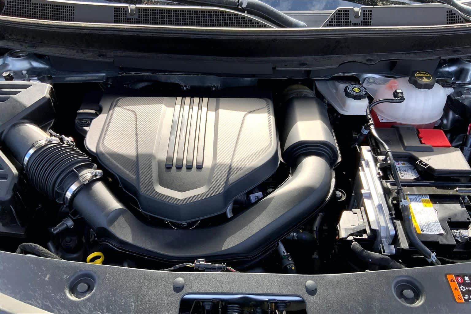 Used 2025 Buick Enclave Sport Touring FWD image 32