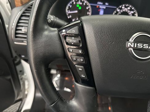 Used 2022 Nissan Armada SL w/ Captain's Chairs Package image 16
