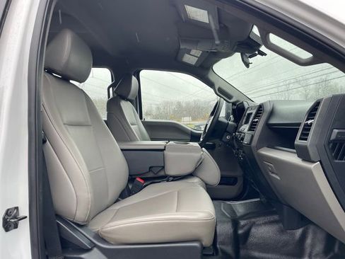 Used 2022 Ford F250 XL w/ Power Equipment Group image 16