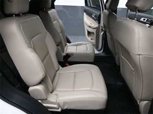 Used 2018 Ford Explorer Limited w/ Equipment Group 301A image 24