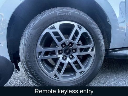 Used 2025 Ford Expedition Active image 10