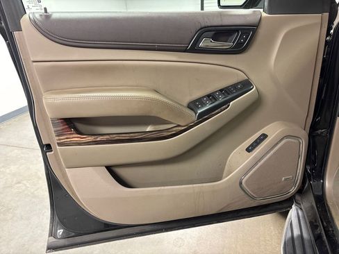 Used 2017 GMC Yukon SLT w/ Open Road Package image 24