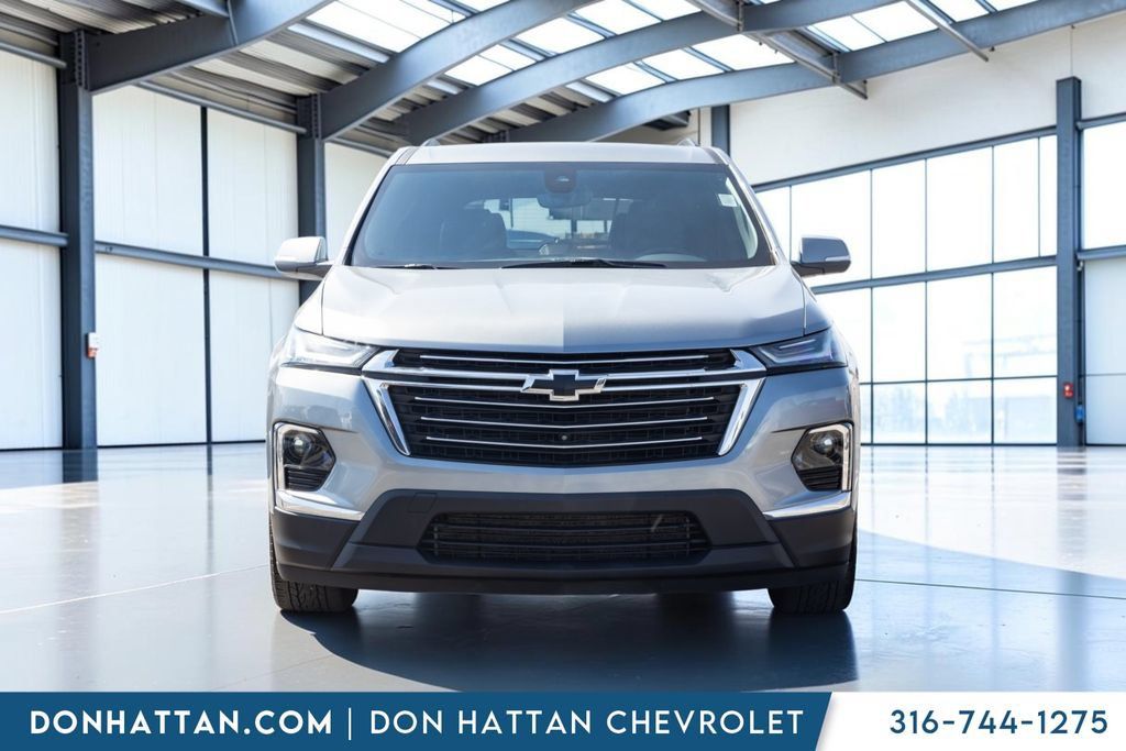 Used 2023 Chevrolet Traverse LT w/ LT Premium Package AWD/4WD image 22