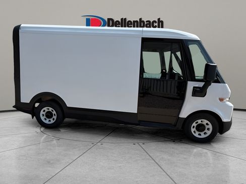 Used 2024 Chevrolet Brightdrop 400 w/ Commercial Equipment Package AWD/4WD image 9