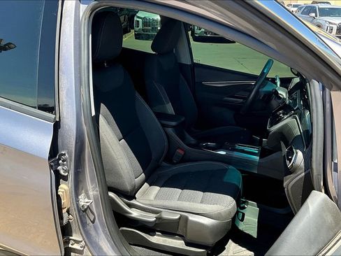Used 2023 Chevrolet Bolt LT image 9