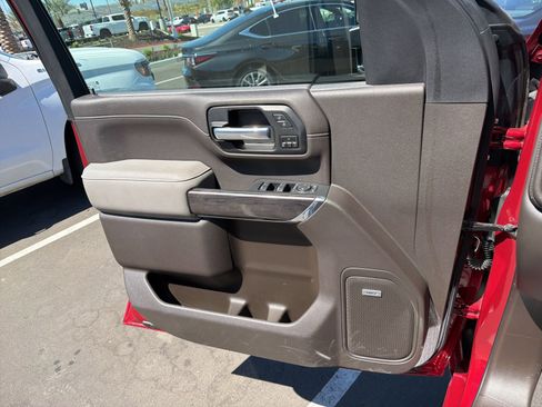 Used 2020 Chevrolet Silverado 2500 LTZ w/ LTZ Premium Package image 18