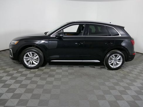 Used 2022 Audi Q5 2.0T Premium w/ Convenience Package image 6