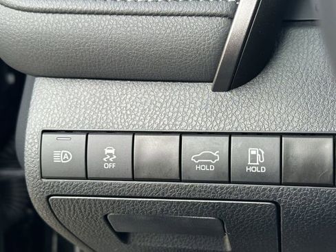 Used 2024 Toyota Camry SE FWD image 22