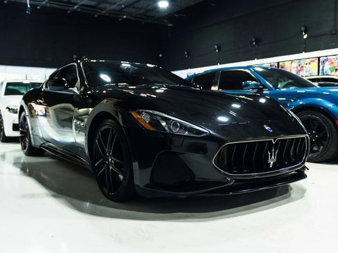 Used 2018 Maserati GranTurismo MC RWD image 4