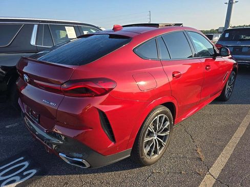 Used 2022 BMW X6 xDrive40i w/ M Sport Package AWD/4WD image 2