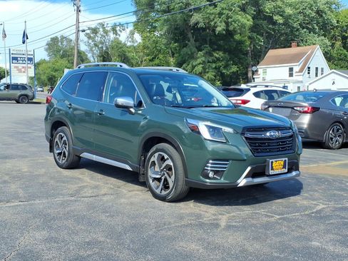 Certified 2023 Subaru Forester Touring AWD/4WD image 3