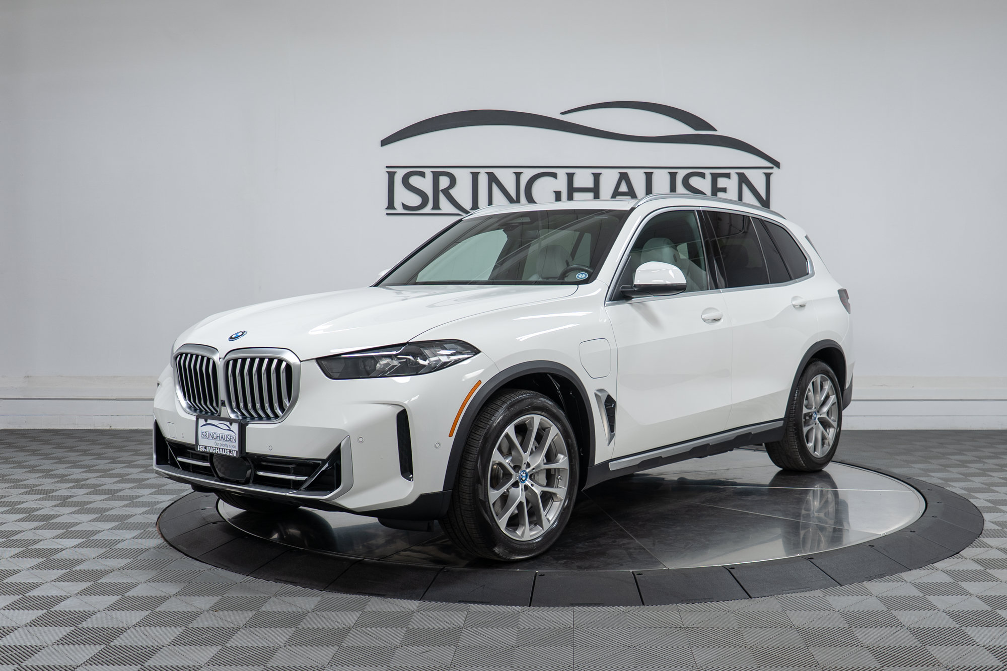 Certified 2024 BMW X5 xDrive50e AWD/4WD image 1