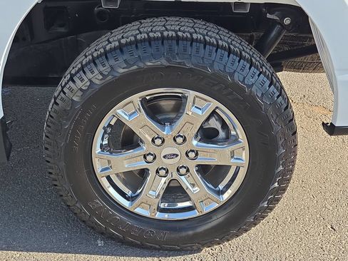 Used 2023 Ford F150 Lariat AWD/4WD image 11