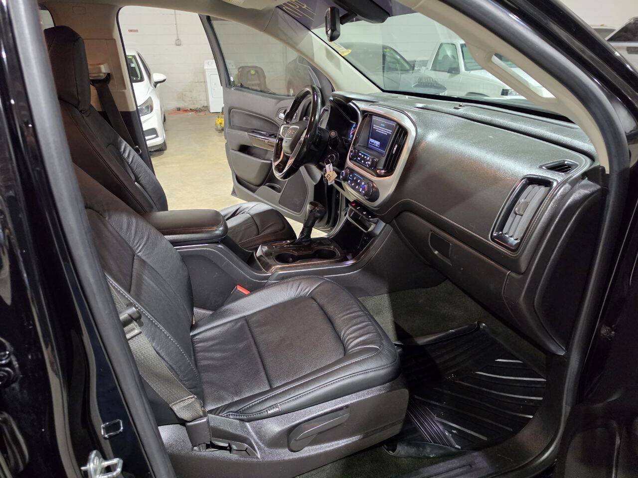 Used 2017 GMC Canyon SLE w/ SLE Convenience Package AWD/4WD image 36