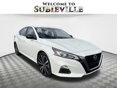 Used 2021 Nissan Altima 2.0 SR image 1