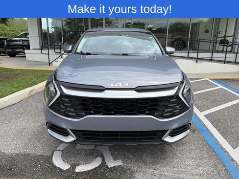 Used 2023 Kia Sportage EX FWD image 2