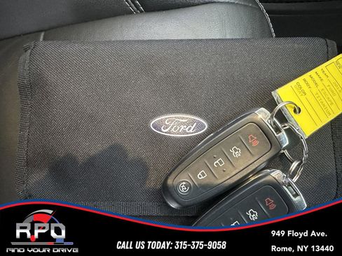 Used 2018 Ford Escape Titanium image 33