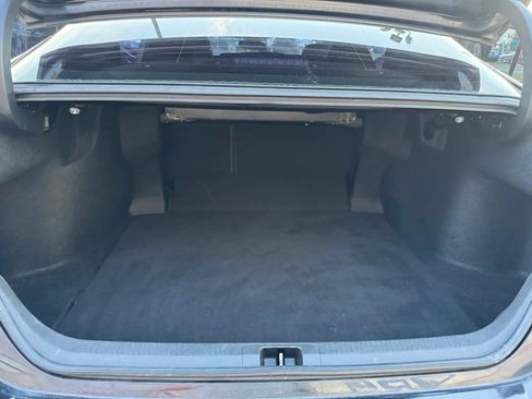 Used 2018 Toyota Camry LE FWD image 14