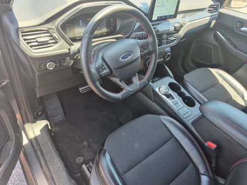 Used 2024 Ford Escape ST-Line AWD/4WD image 7