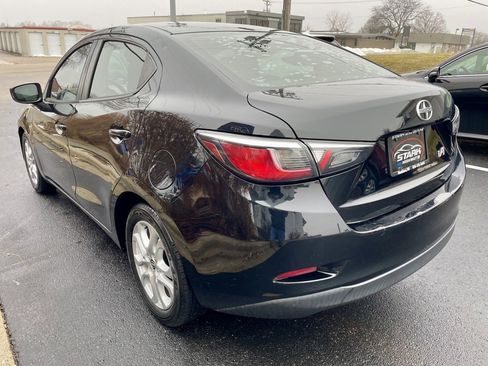 Used 2016 Scion iA image 5