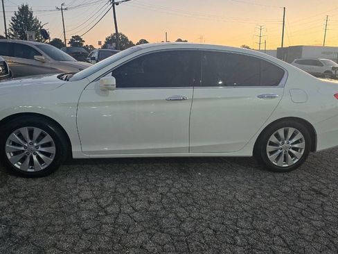 Used 2014 Honda Accord EX-L image 2