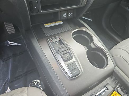 Used 2023 Honda Passport EX-L image 23