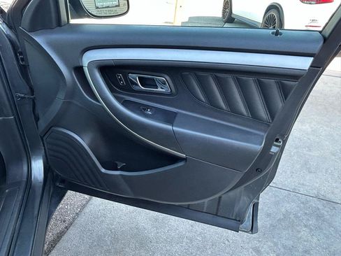 Used 2017 Ford Taurus SEL AWD/4WD image 16