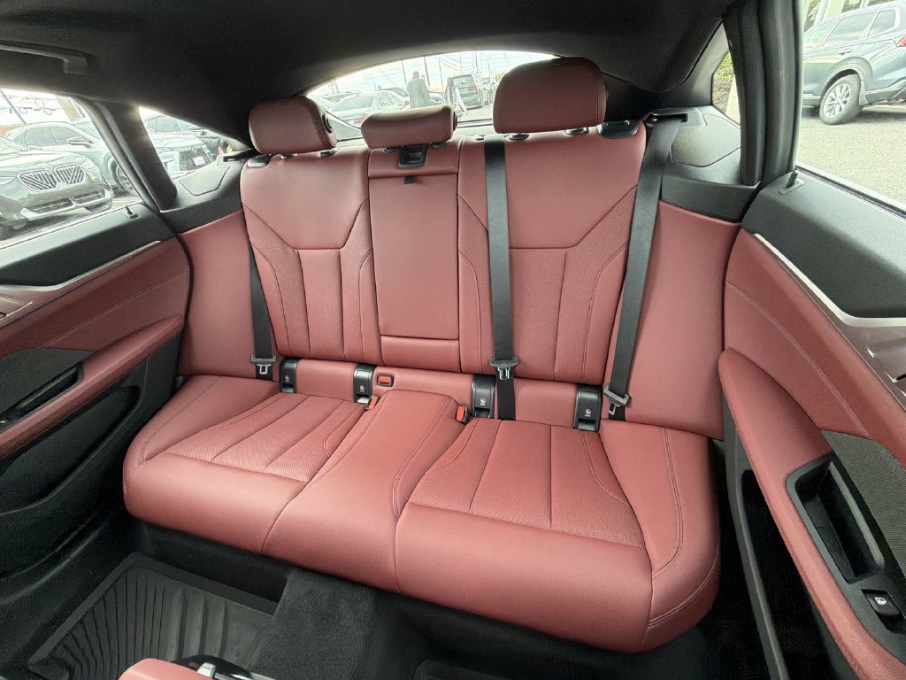 Used 2024 BMW i4 eDrive35 w/ Premium Package RWD image 21