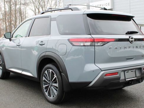New 2026 Nissan Pathfinder Platinum w/ Cargo Package image 3