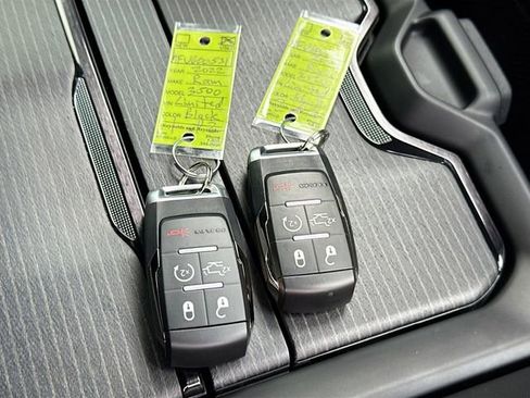 Used 2022 RAM 3500 Limited image 35