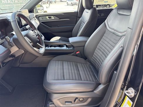 New 2025 Ford Explorer ST-Line w/ Premium Package image 9