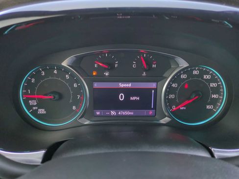 Used 2023 Chevrolet Traverse LT FWD image 10
