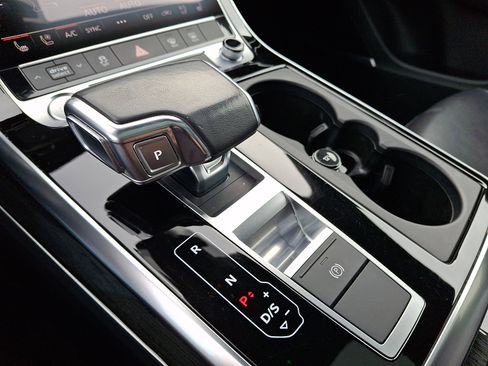 Used 2020 Audi Q8 Premium Plus w/ Premium Plus Package image 15