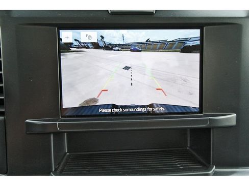 Used 2025 Ford F250 4x4 Crew Cab Super Duty image 22
