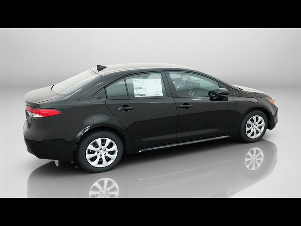 New 2027 Toyota Corolla LE FWD image 9