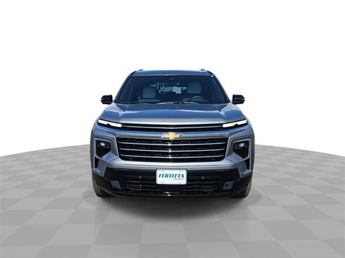 New 2026 Chevrolet Traverse High Country image 3