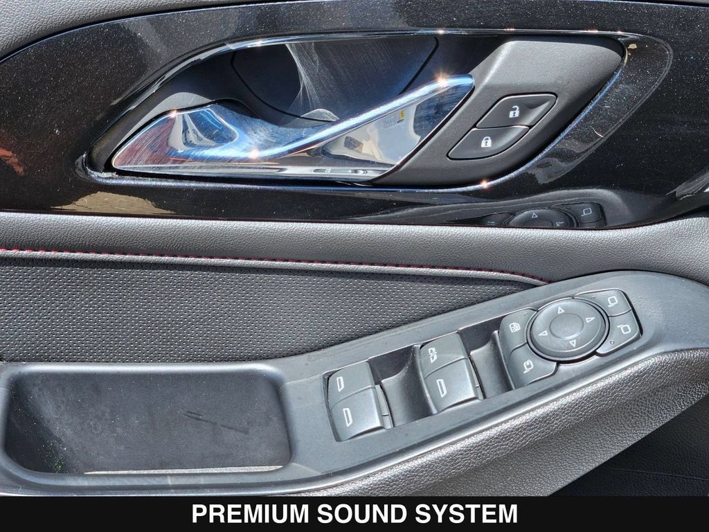 Used 2023 Chevrolet Traverse RS w/ LPO, Floor Liner Package FWD image 15