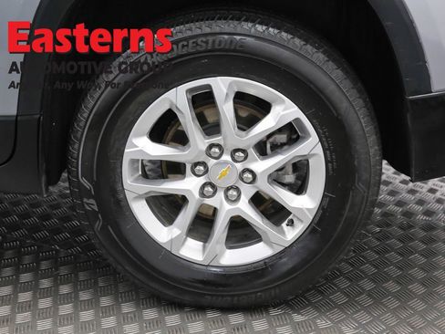 Used 2023 Chevrolet Traverse LS image 34