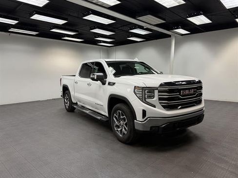 New 2026 GMC Sierra 1500 SLT w/ SLT Premium Package AWD/4WD image 7