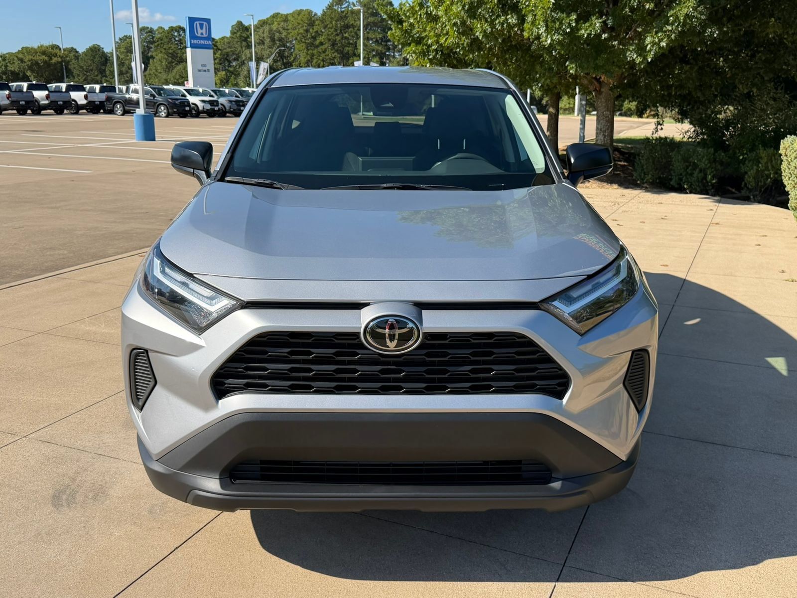 Used 2025 Toyota RAV4 LE FWD image 2
