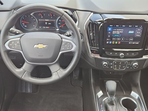 Certified 2023 Chevrolet Traverse LT FWD image 33