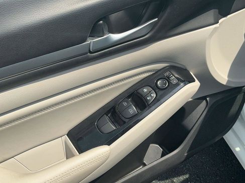 Used 2022 Nissan Altima 2.5 SL image 15