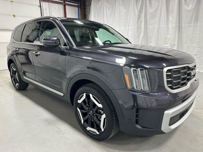 Used 2025 Kia Telluride S