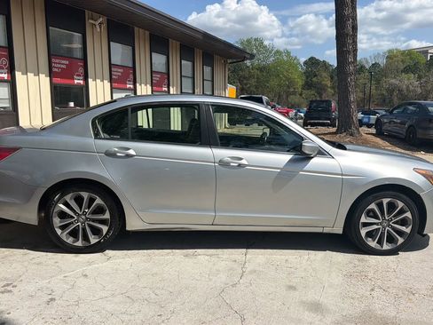 Used 2009 Honda Accord EX-L image 6