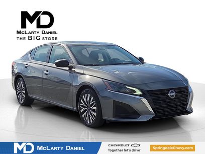 Used 2024 Nissan Altima 2.5 SV