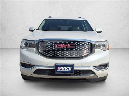 Used 2017 GMC Acadia Denali w/ Technology Package AWD/4WD image 2