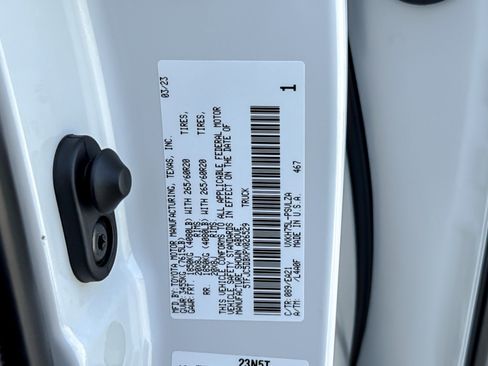 Used 2023 Toyota Tundra Limited image 26