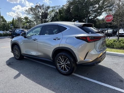 Used 2024 Lexus NX 250 FWD w/ Towing Package (2000 Lbs) image 13