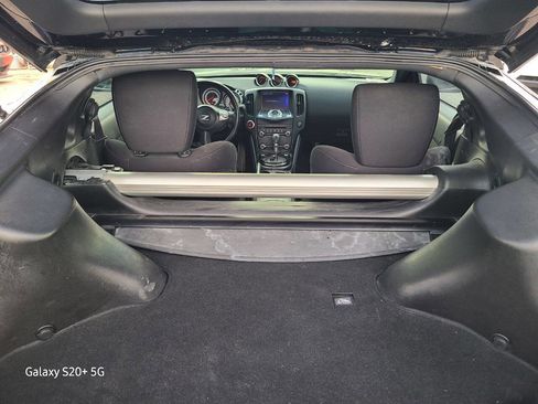 Used 2018 Nissan 370Z Coupe image 15